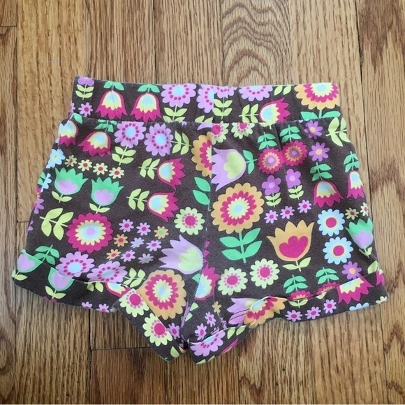Baby girls pull on shorts - Picture 4 of 8